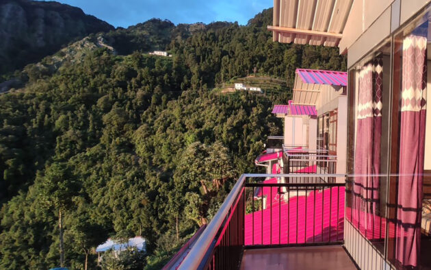 Deluxe cottage with balcony - Image 6